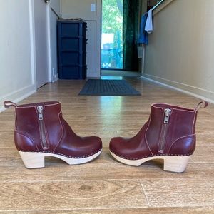 Hasbeens Zip It Emy Boots